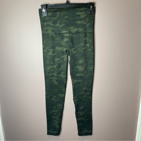 Spanx Green Camo Seamless Leggings M - Picture 2 of 9